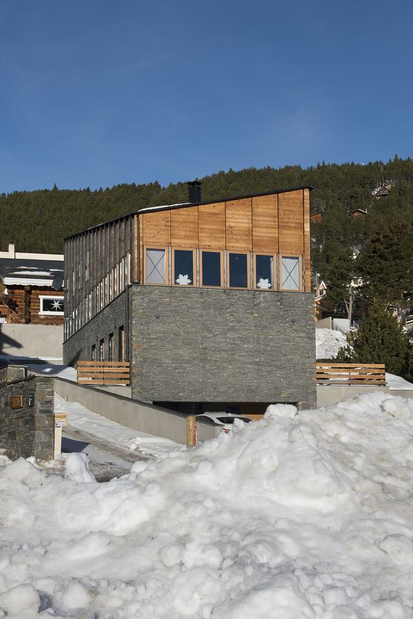 4Youlodge Лез Англ Екстериор снимка